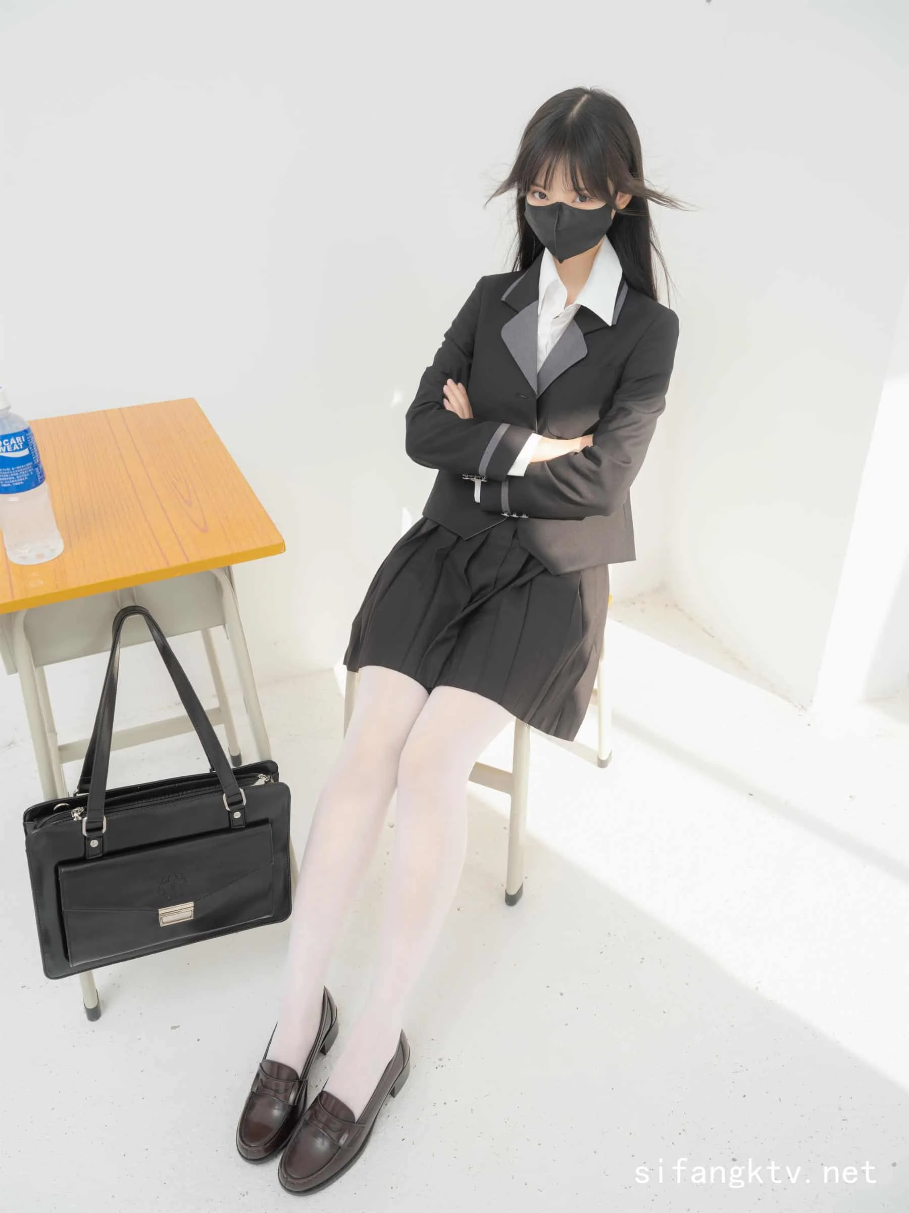 图片[6]-紧急企划 见希w 写真合集 共24期-萌娘社